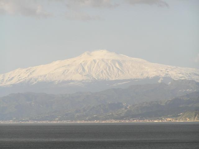 084118etna2.jpg